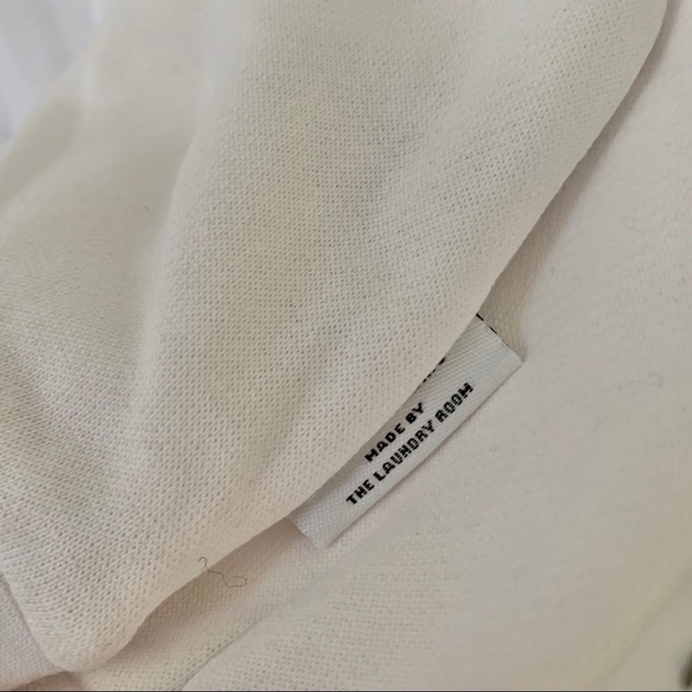 The Laundry Room white Open Heart Sweatshirt Small - Picture 7 of 13
